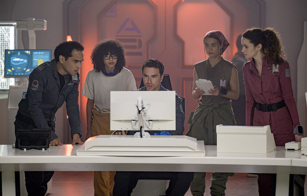 The Ark vs The 100 – Everything with Em